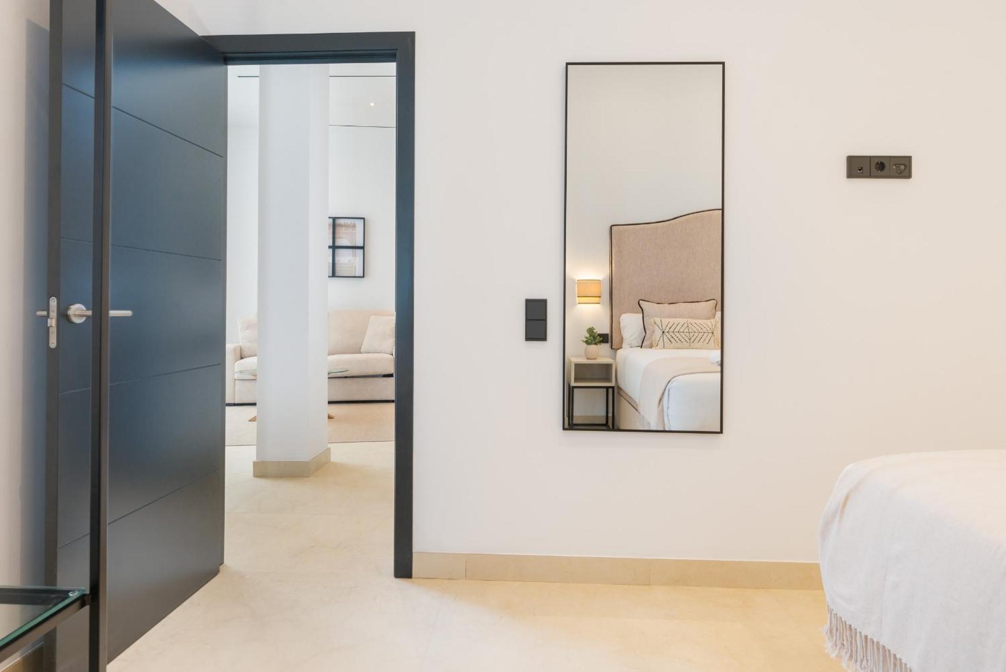 New Design Apartment - Private Patio - Gallos 2 Sevilha Exterior foto